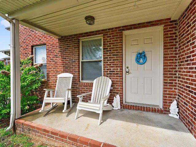 Townhouse for sale in Versailles, Kentucky