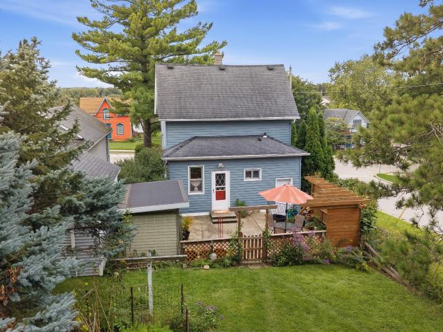 House for sale in Hartford, Washington County