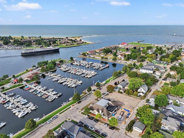Condo for sale in Ludington, Michigan
