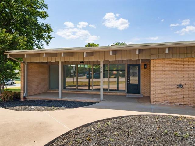 House for sale in Iowa Park, Wichita County
