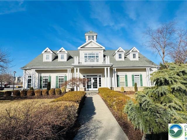 Apartment for sale in Pennsylvania