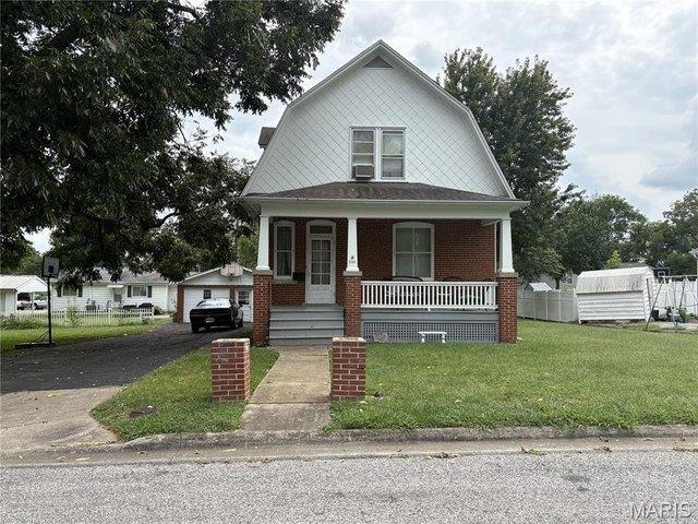 House for sale in Red Bud, Randolph County