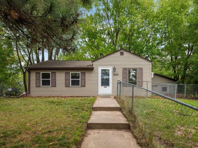 House for sale in Inver Grove Heights, Minnesota