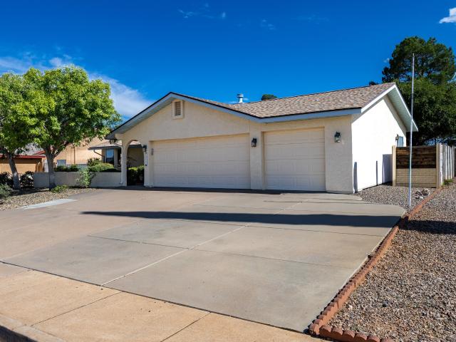 House for sale in Cochise, Arizona