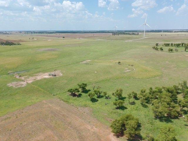 Farm for sale in Ames, Major County