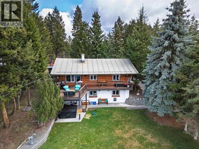 House for sale in 108 Mile Ranch, British Columbia