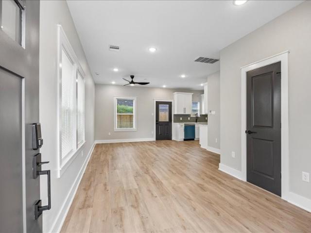 House for sale in Sunnyside, Houston
