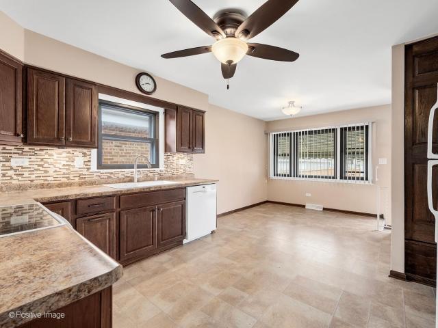 House for sale in Riverview, Schiller Park