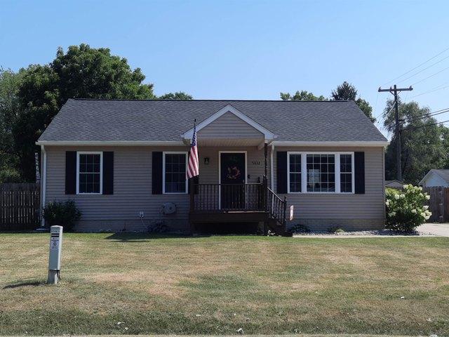 House for sale in Flint, Genesee County