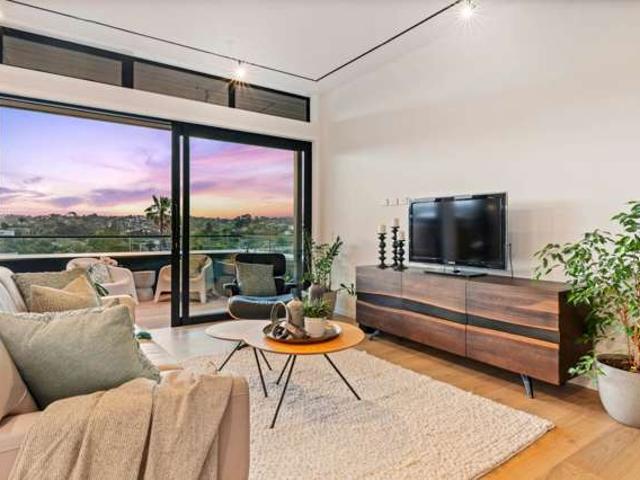 House for sale in Whangaparaoa
