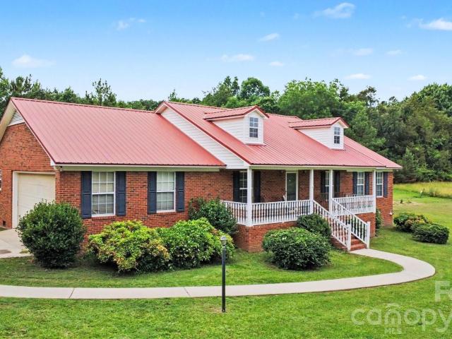 House for sale in Heath Springs, South Carolina