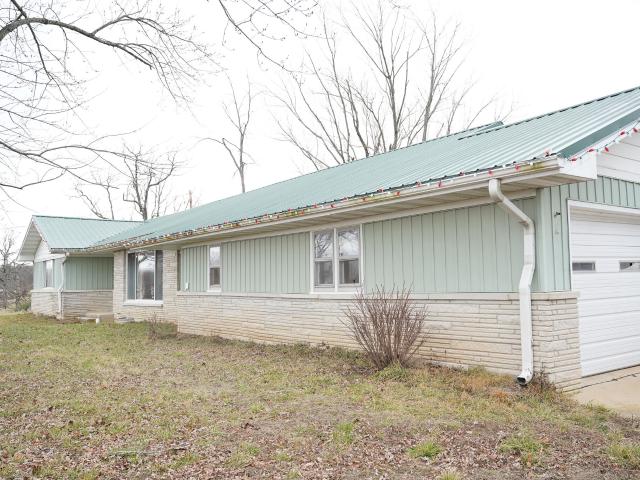 House for sale in Mountain Grove, Missouri