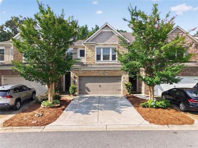 Townhouse for sale in Johns Creek, Georgia
