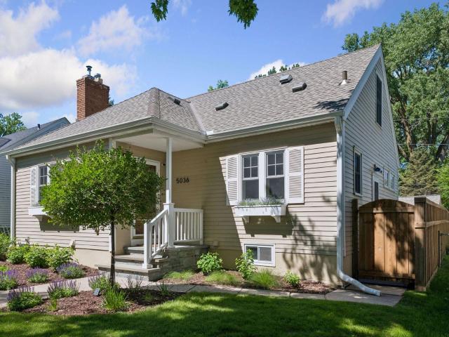 House for sale in Hennepin, Minnesota