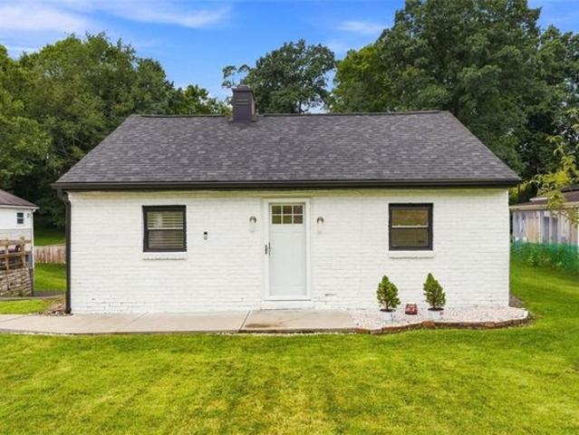 House for sale in Bethel Park, Pennsylvania