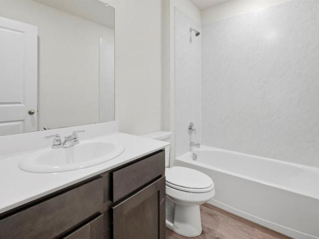 House for sale in Thedford, Lindale