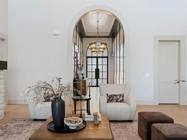 House for sale in Bellaterra, Eagle