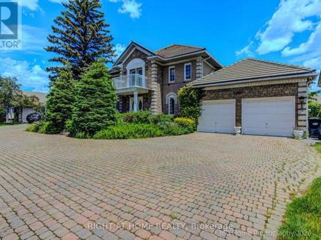 House for sale in Mississauga, Ontario
