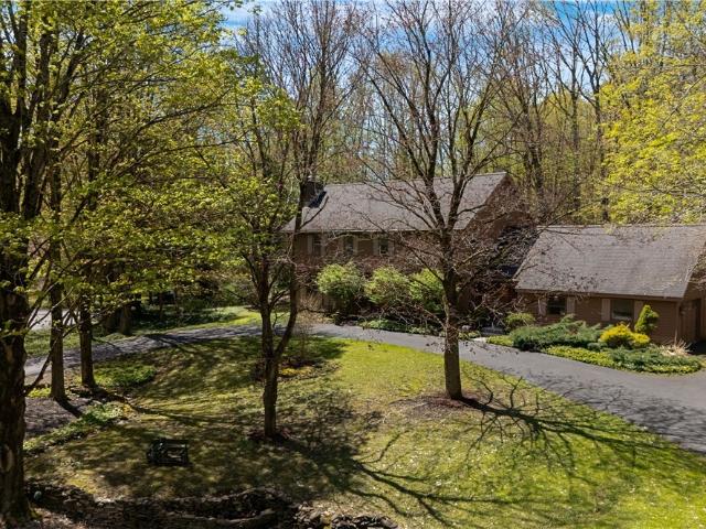 House for sale in Jamesville, New York
