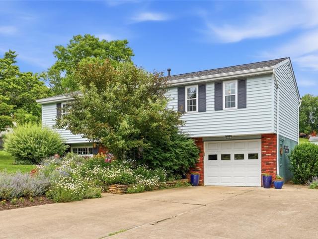 House for sale in Finleyville, Pennsylvania