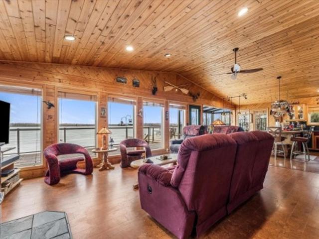 House for sale in Nakamun Park, Alberta