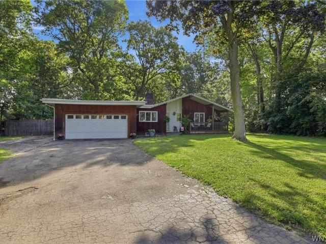 House for sale in Niagara, New York