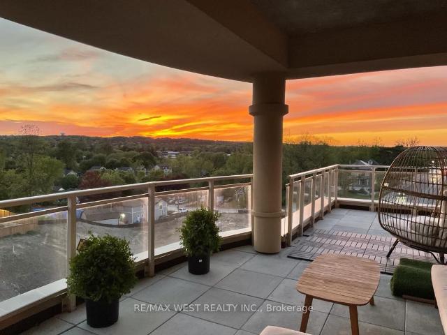 Property for sale in Aurora, Golden Horseshoe