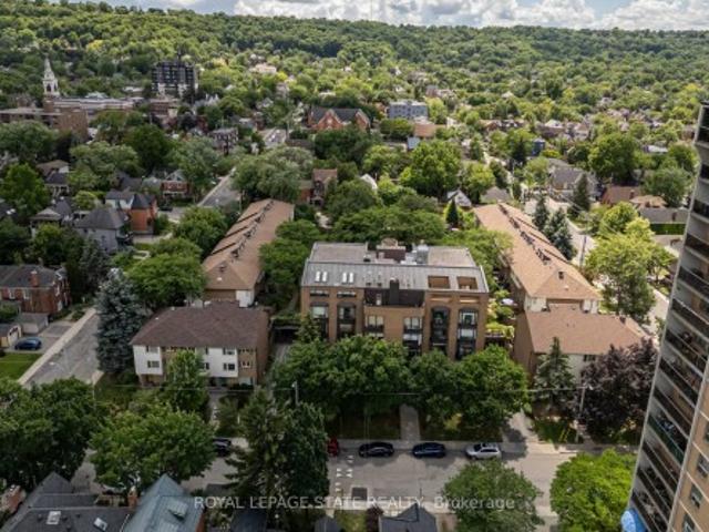 Condo for sale in Ancaster, Ontario