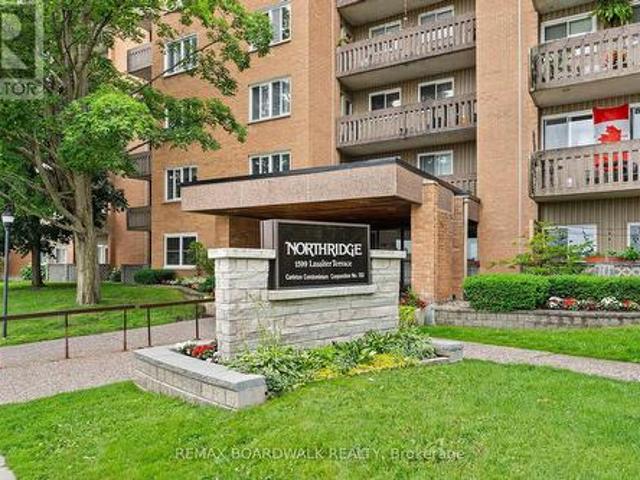 Condo for sale in Lassiter Terrace, Ottawa