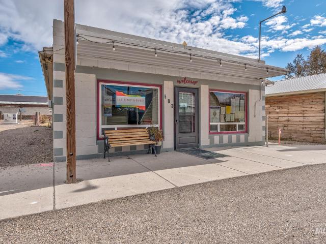 Commercial for sale in Oregonia
