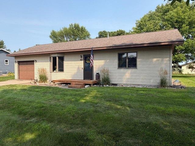 House for sale in Raymond, Minnesota