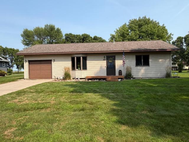 House for sale in Raymond, Minnesota