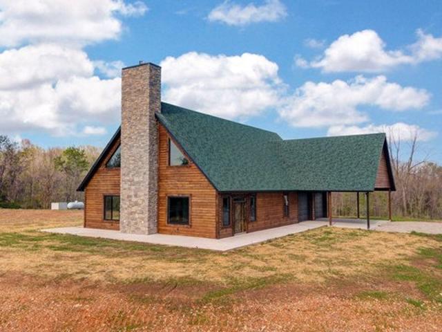 Farm for sale in Stone, Missouri