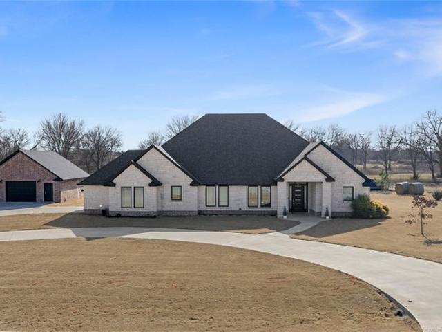 Farm for sale in Madill, Oklahoma