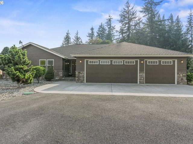 House for sale in Kalama, Washington