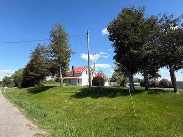 House for rent in Douro-dummer, Ontario