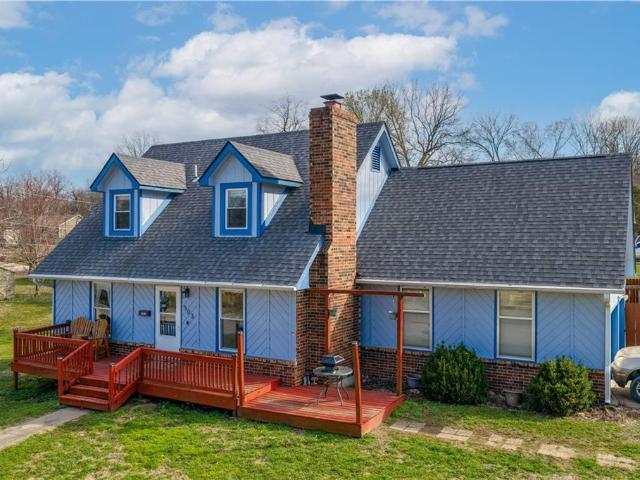 House for sale in Knob Noster, Missouri