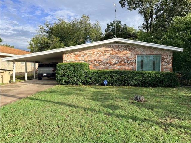 House for sale in Comanche, Comanche County