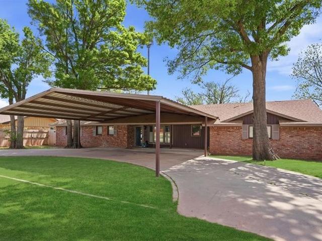House for sale in Harmon, Oklahoma