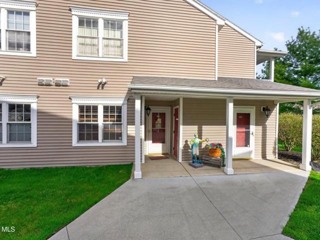 Condo for sale in Rensselaer, New York
