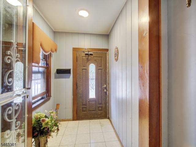 House for sale in Union Square, Elizabeth