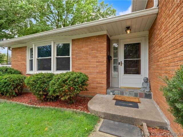 House for sale in Jeffersonville, Indiana