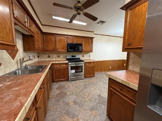 House for sale in Navarro, Texas