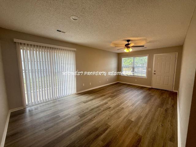 Apartment for rent in Oak Grove, Missouri