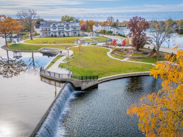 Condo for sale in Oconomowoc, Wisconsin