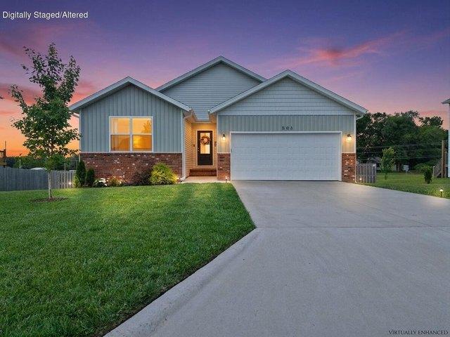 House for sale in Nixa, Missouri