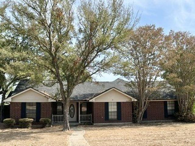 House for sale in Kings Creek Estates, Terrell