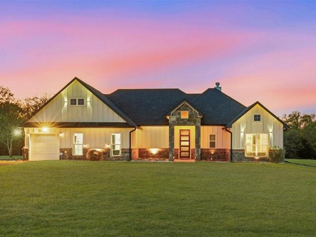 House for sale in Camp, Texas