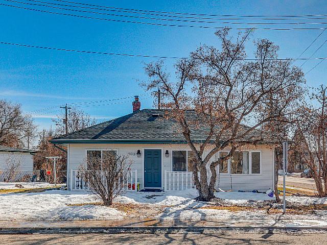 House for sale in Drumheller, Alberta