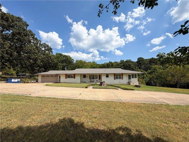 House for sale in Ark